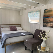 Load image into Gallery viewer, Furnished 2 Bed Studio